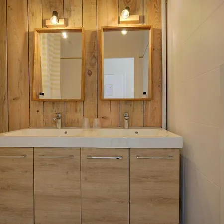 - Le Grand 3* Ronce-les-Bains