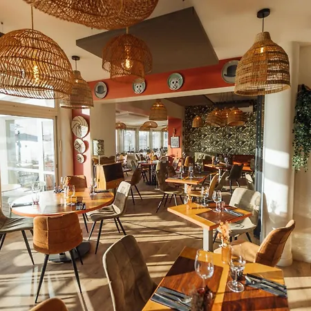 Hotel - Le Grand 3*