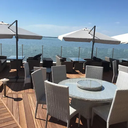 - Le Grand 3* Ronce-les-Bains