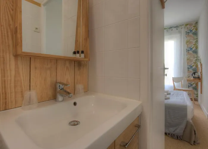 - Le Grand 3* Ronce-les-Bains